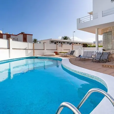 Marlenghi With Private Pool Willa